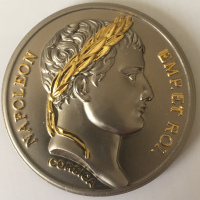 Medalla napoleónica en imán